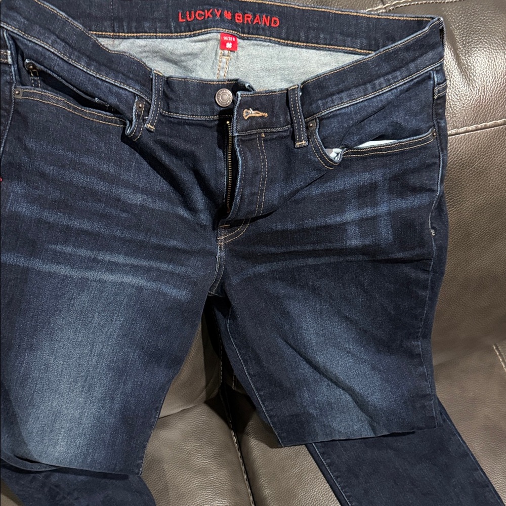 Lucky Brand Women's Dark Blue Straight Leg Jeans